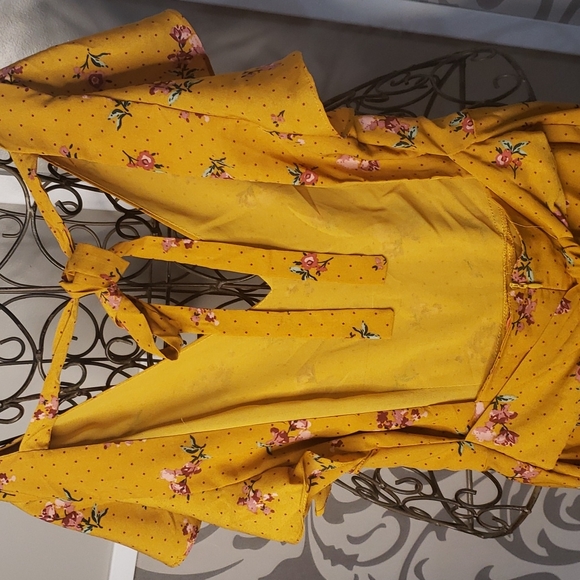 Jumpsuit - Picture 4 of 4